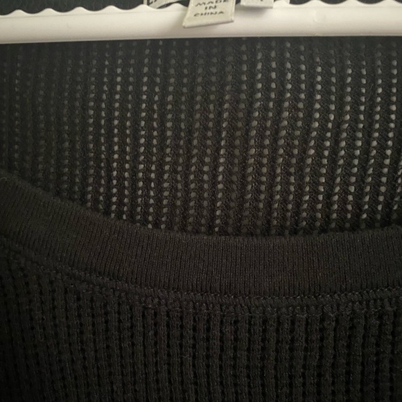 LACOSTE black crochet t shirt - Picture 5 of 7